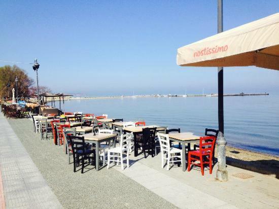 Nickys Place Perea Peraía Dış mekan fotoğraf